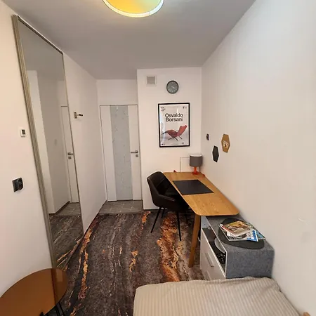 Sloth Nr 1 * Warsaw